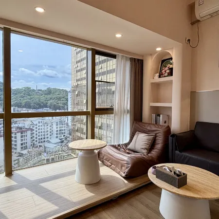 Shangyu Audio-Video High-Rise City View Suite Apartment (Tianmen Mountain Cableway Branch)