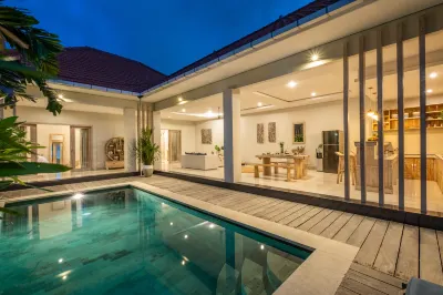 Villa Larissa Hotels in Seminyak