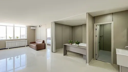 Hongcheng Four Seasons Hotel - 2-Sterne