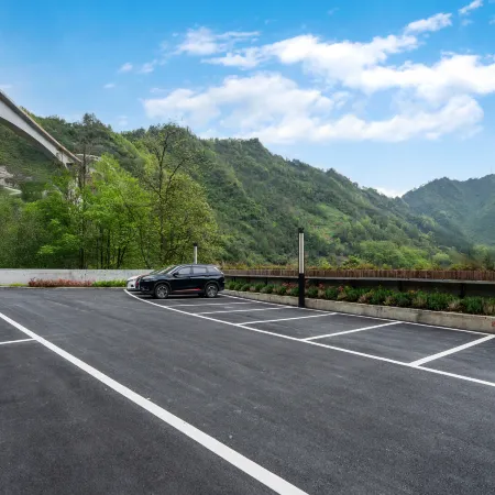 Shanyu Zhiyue Luxury Wild Resort, Chengkou, Chongqing
