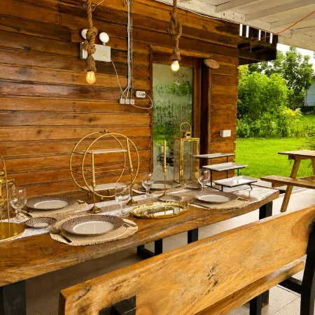 Sundown Farm Stay | Mahogany Villa with Pool