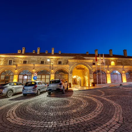 Silk Road Museum Hotel