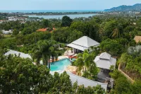 [NEW] HiNSAMAAN Pool Villa, 3 BDR, 4BA - Bãi đậu xe