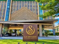 Le Srivaree Suvarnabhumi Airport Hotel - Luxury