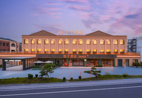Orange Hotel （Datong Ancient City East Gate Branch） - 3 ดาว