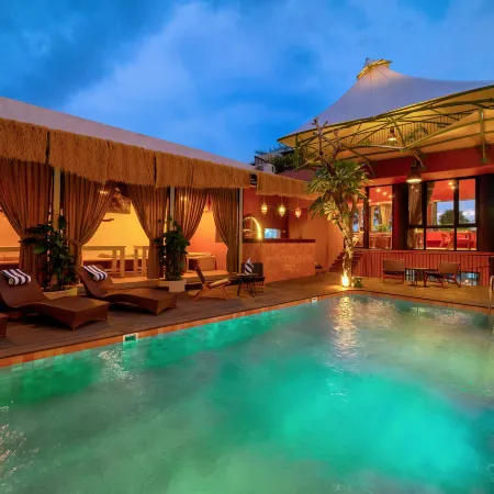 Pink Beach Coliving