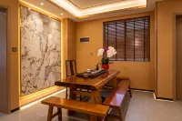 Heji Hotel (Panzhou Donghu Park Hongguo Small Square) - Pet friendly
