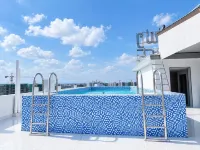 Lavande Hotel - parkir