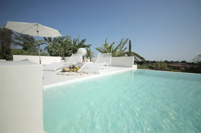 Lanna Sea-view Hotel Hotel dekat Weizhou Love, Weizhou Island