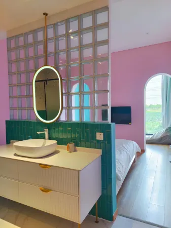 Xinhua Yifang Homestay Отели рядом с достопримечательностью «Donglin Temple»