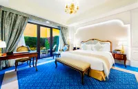 Legend Palace Hotel - balcony