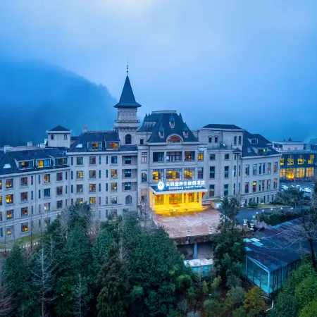 Swanburg Resort Hotel
