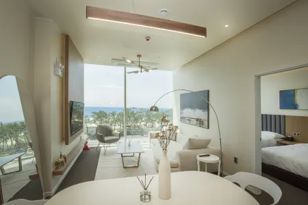 UH Suite the Haeundae