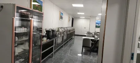 Wanfeng Hotel Отели в г. Цженхэ