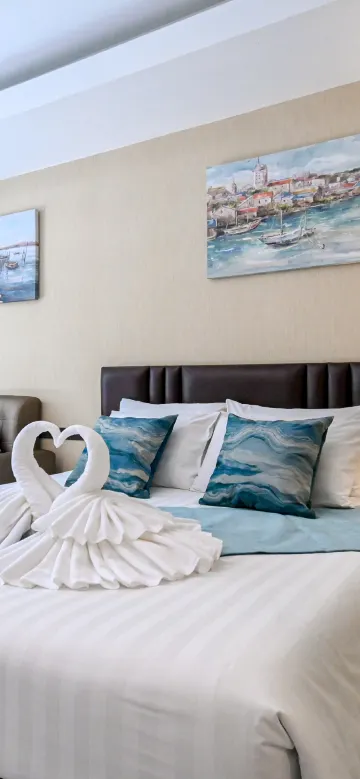 ดีลักซ์ ดับเบิ้ล พูล แอคเซส