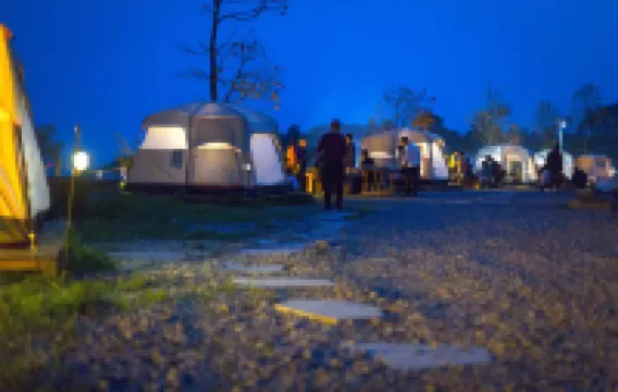 露野千里露營基地（樂和樂都黃瓜山店） 楊家祠堂附近的飯店