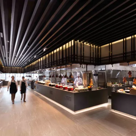 DoubleTree by Hilton Seoul Pangyo Отели рядом с достопримечательностью «Станция метро Sunae»