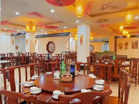 Mountain Yueshan Hotel Отели рядом с достопримечательностью «Yunzhong Lake Reservoir»