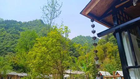 Mianyang Anzhou Butterfly Valley Fanpu Junyi Homestay Отели рядом с достопримечательностью «Luofu Mountain Qiangwang City»