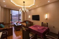 Noeryang Hotel Hotels in Luhuo