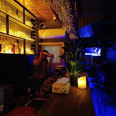 Luoyang Yixiaoyuan Boutique Homestay (Lijingmen Cross Street Branch)