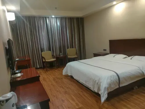 Jimusar colorful Fudi Hotel - Parkering