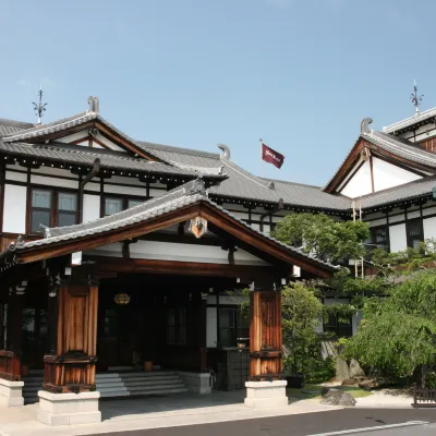 奈良ホテル 春鹿醸造所周辺のホテル