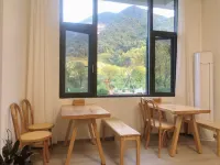 Lushan Xihai Qigu Homestay (Lushan Xihai Branch) - Frühstück