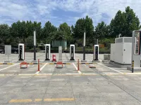 全季酒店（南陽市政府光武大橋店） - 停車場