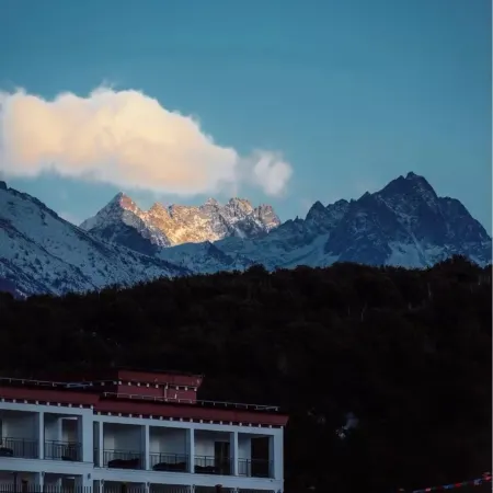 Fenghui.Sunshine Rizhao Snow Mountain Resort