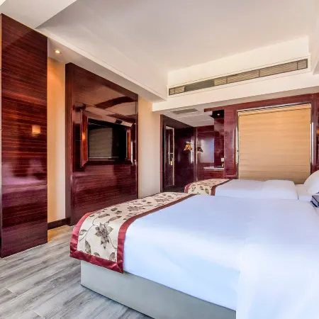 Baiyun Lake Light Luxury Hotel (Yueyang Linxiang)