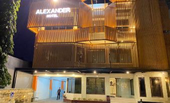 Alexander Hotel Tegal