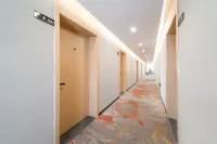 Greis Hotel (Yichun Economic Development Zone Baoli Market Branch)