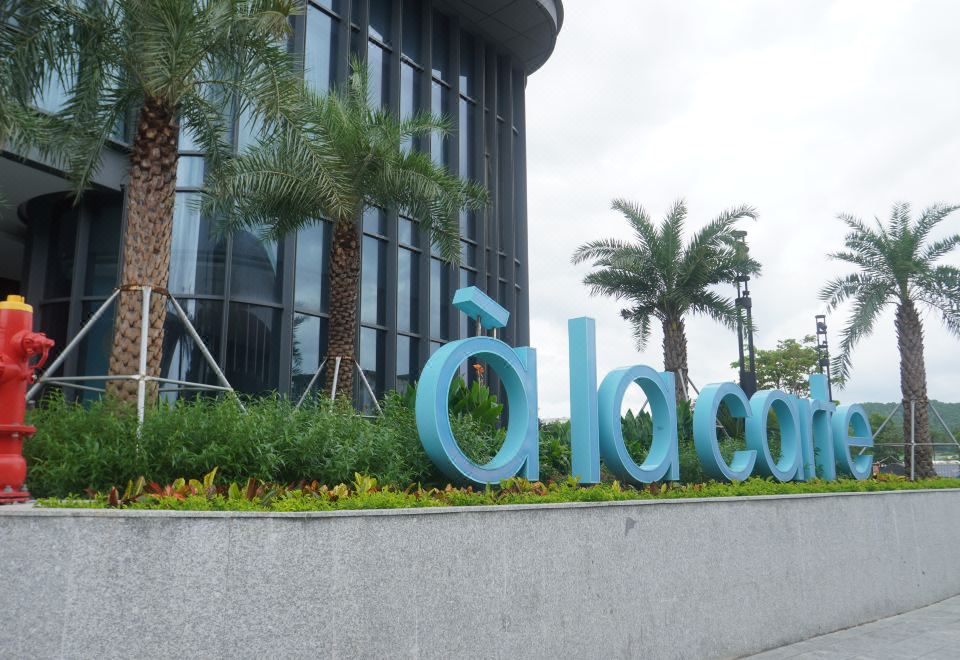 아 라 카르테 하롱 베이, 테세코 관리