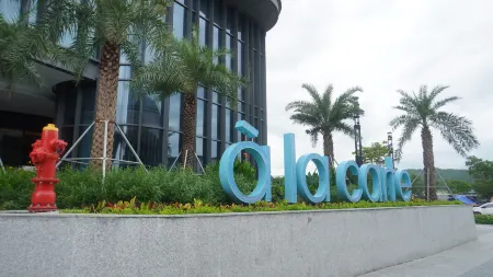 Anstay Residence by A La Carte Ha Long Отели в г. Халонг