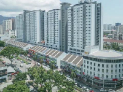 Georgetown Penang Family 2BR Seaview Suite Hotels in Jelutong