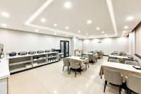 Borrman Hotel (Li County Yongsheng North Street) - Park Yeri