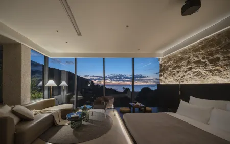 Backlighting  Village  Hotel Отели в г. Сяншань