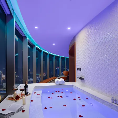 See City · Yunyi High Altitude Hotel (Guiyang Jiaxiu Building Minsheng Road Branch)