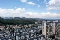 โรงแรมเทียนอี้ (สาขารัฐบาลอำเภอไป่ซา) - วิวภูเขา