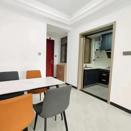 Cuihai Homestay Отели рядом с достопримечательностью «Жухайский конный корт»