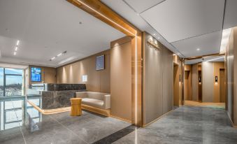 Damei Holiday Smart Hotel (Shiyan Shanghai Road)