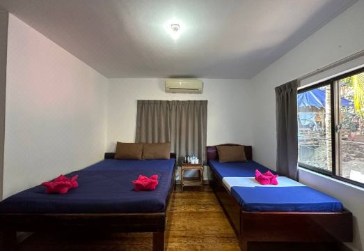 Happy Elephant Bungalows