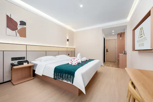 Moran Hotel (Yishui Oriental Shopping Centre Chang'an Middle Road Branch)