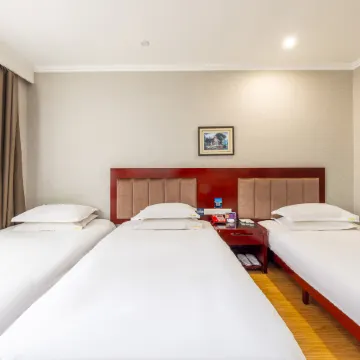 City Coordinate Hotel (Dingxi Youyi Square Railway Station)