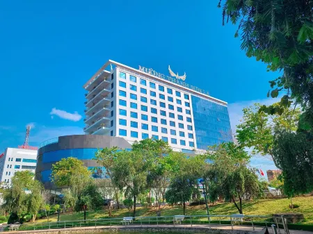 Muong Thanh Luxury Son La Отели в г. P. Quyet Tam