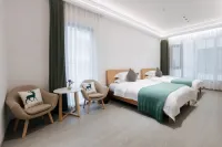 Jinyun Stone Flow Mountain Infinity Pool Resort Villa (Xiandu Scenic Area Branch) - balcony