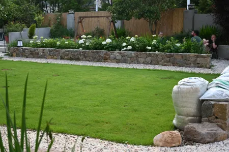 Cicada Hotel ( Xiushan) Отели рядом с достопримечательностью «The Xiushan Island Scenic Area»