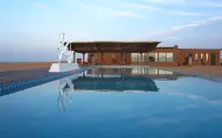 Wings Desert Resort - Pools
