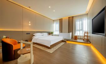 YiNing TaoGu Holiday Hotel